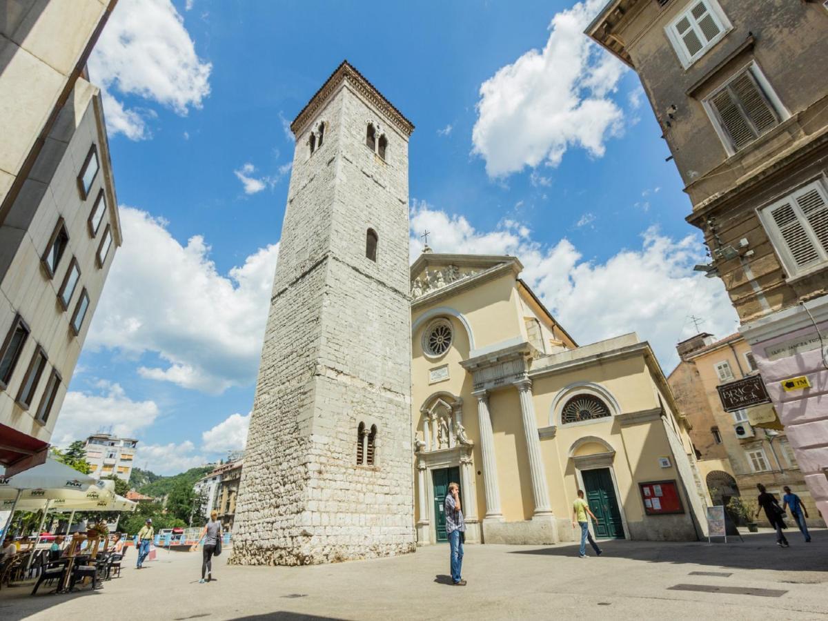 La Guardia Apartment With Free Private Parking Rijeka Extérieur photo