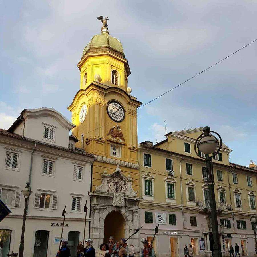 La Guardia Apartment With Free Private Parking Rijeka Extérieur photo
